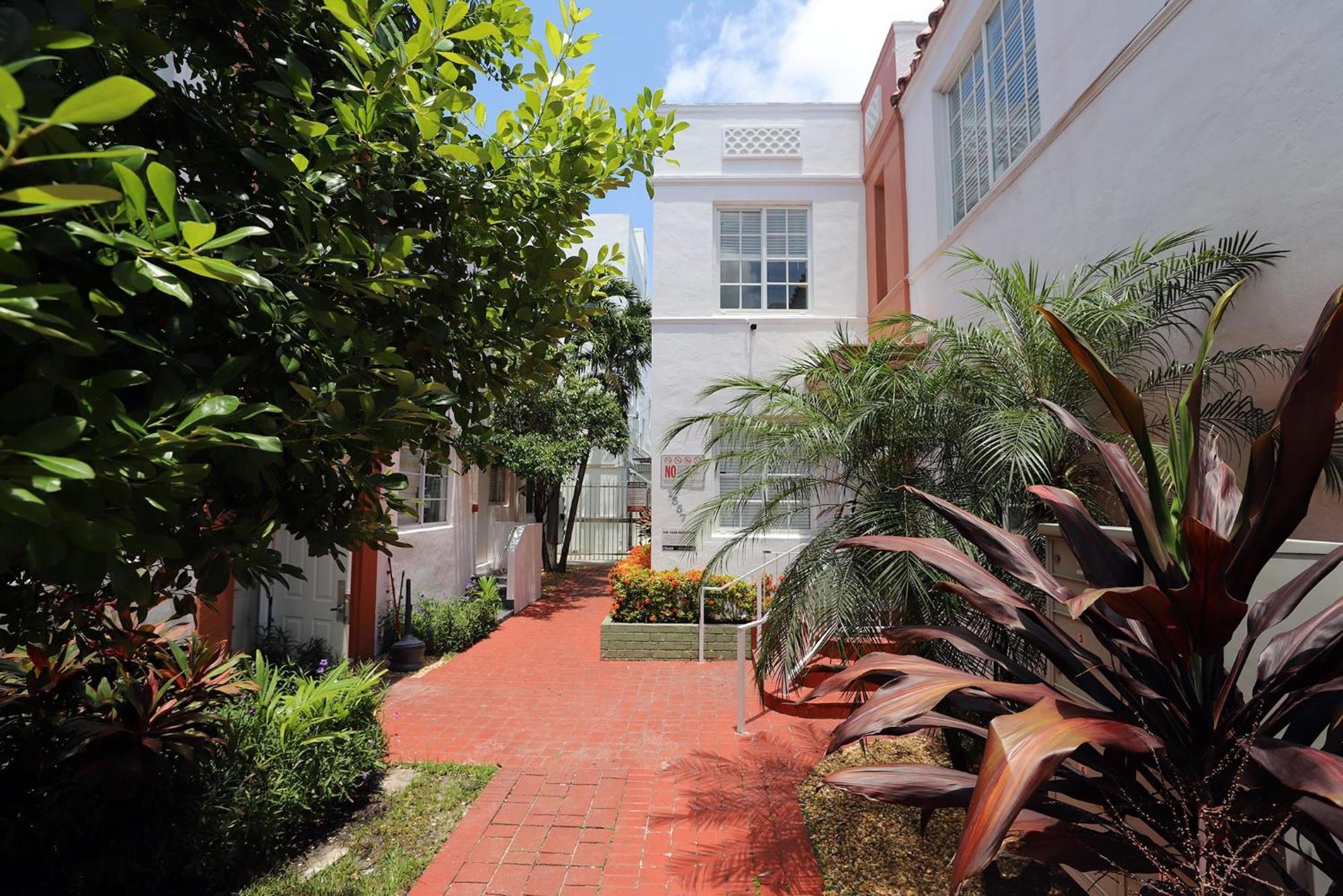 South Beach Steps To Ocean Drive Free Parking & Pet Friendly Маямі-Біч Екстер'єр фото